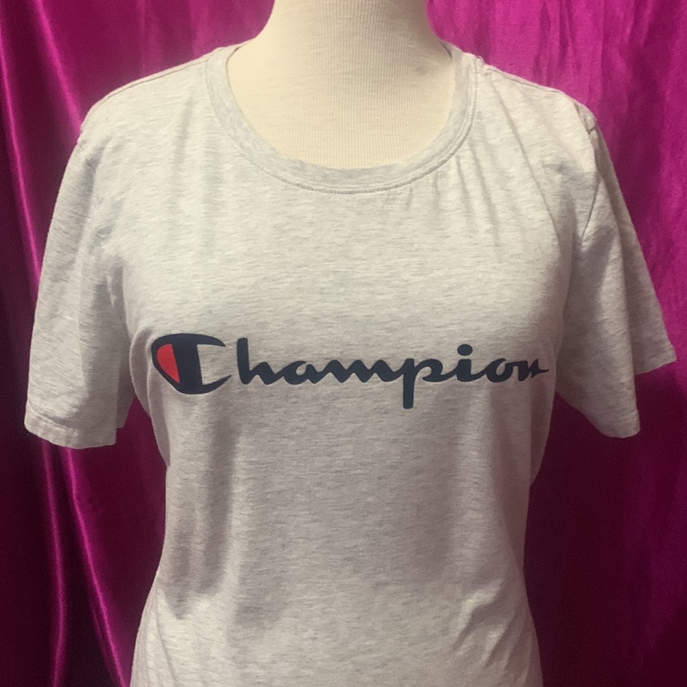 Champion gray T-shirt size Large 100% cotton in like new condition